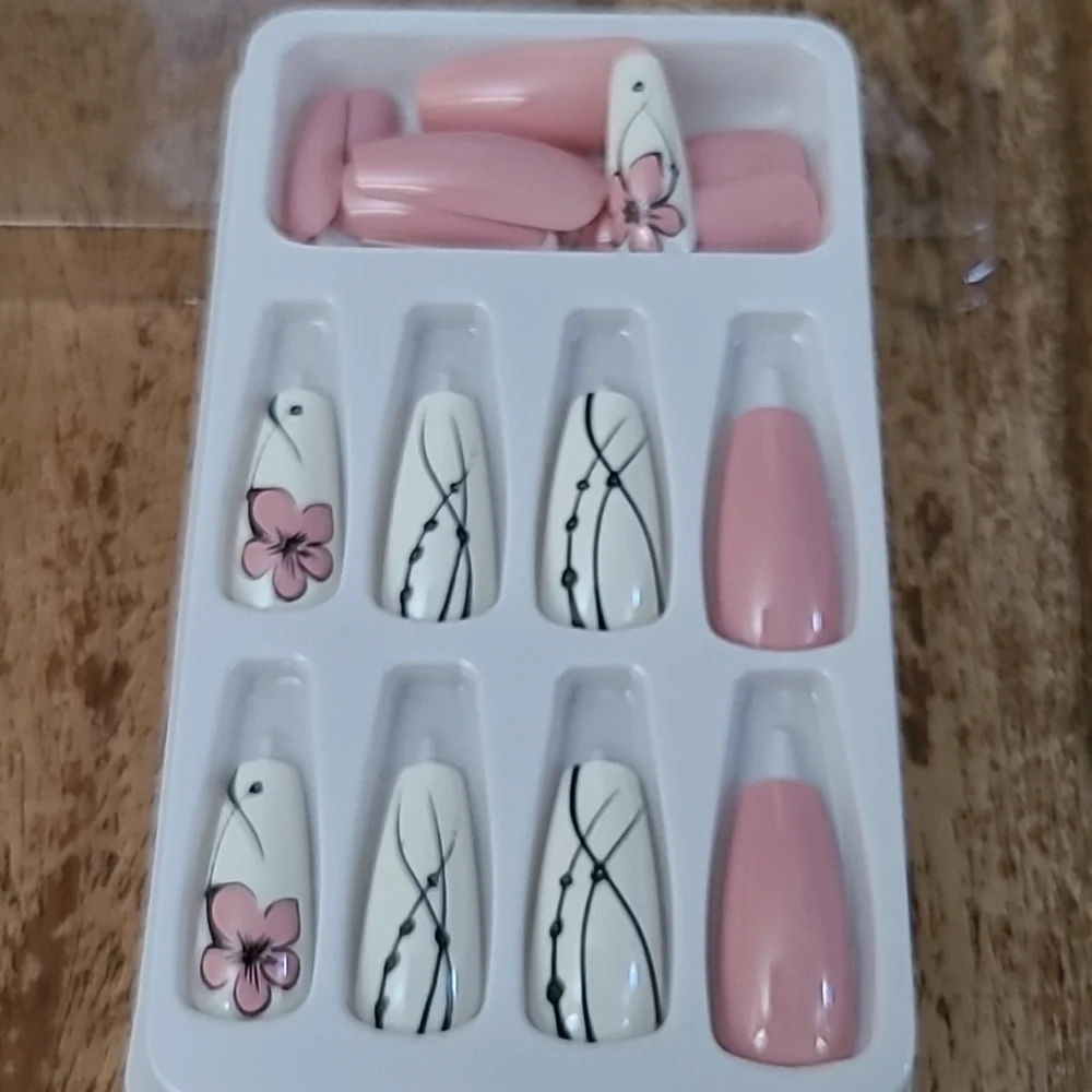 2/$16 Pink Floral Coffin Press On Nails